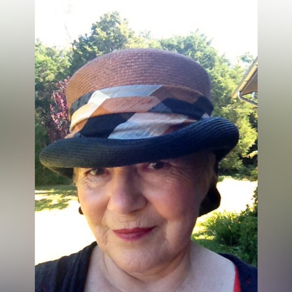 Meet your Posher, Diana